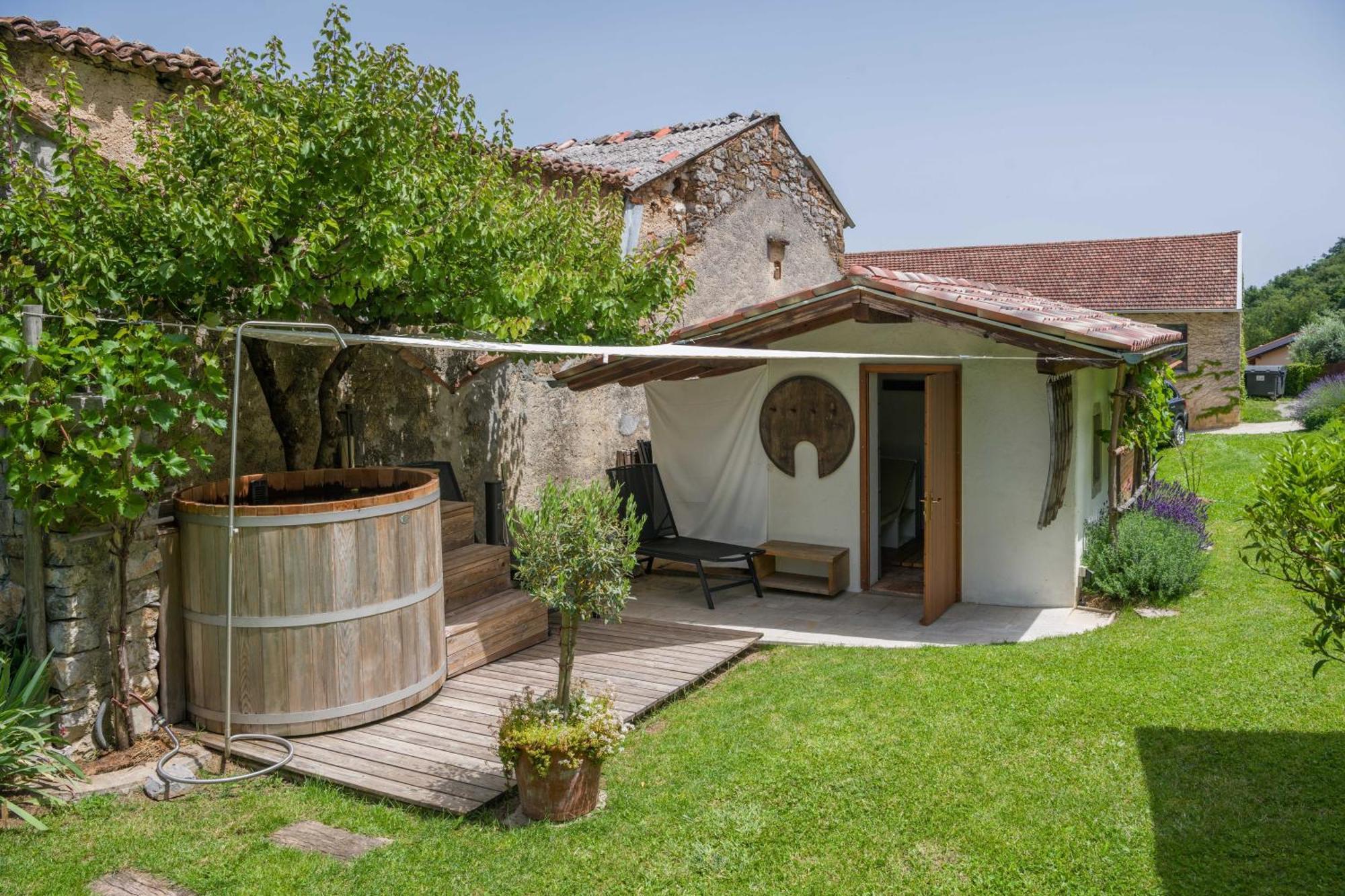 Villa Artes With Free Hot Tub & Sauna Branik Экстерьер фото